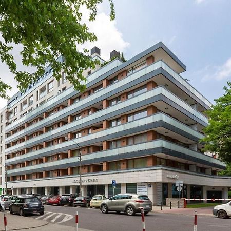 Modern Apartment With Pool Near Golden Terraces Varsovia Exterior foto